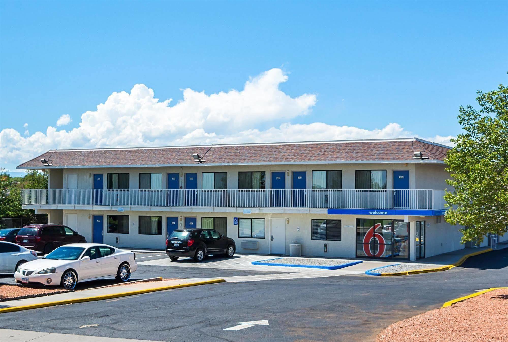 Motel 6-Pueblo, Co - I-25 Exteriör bild