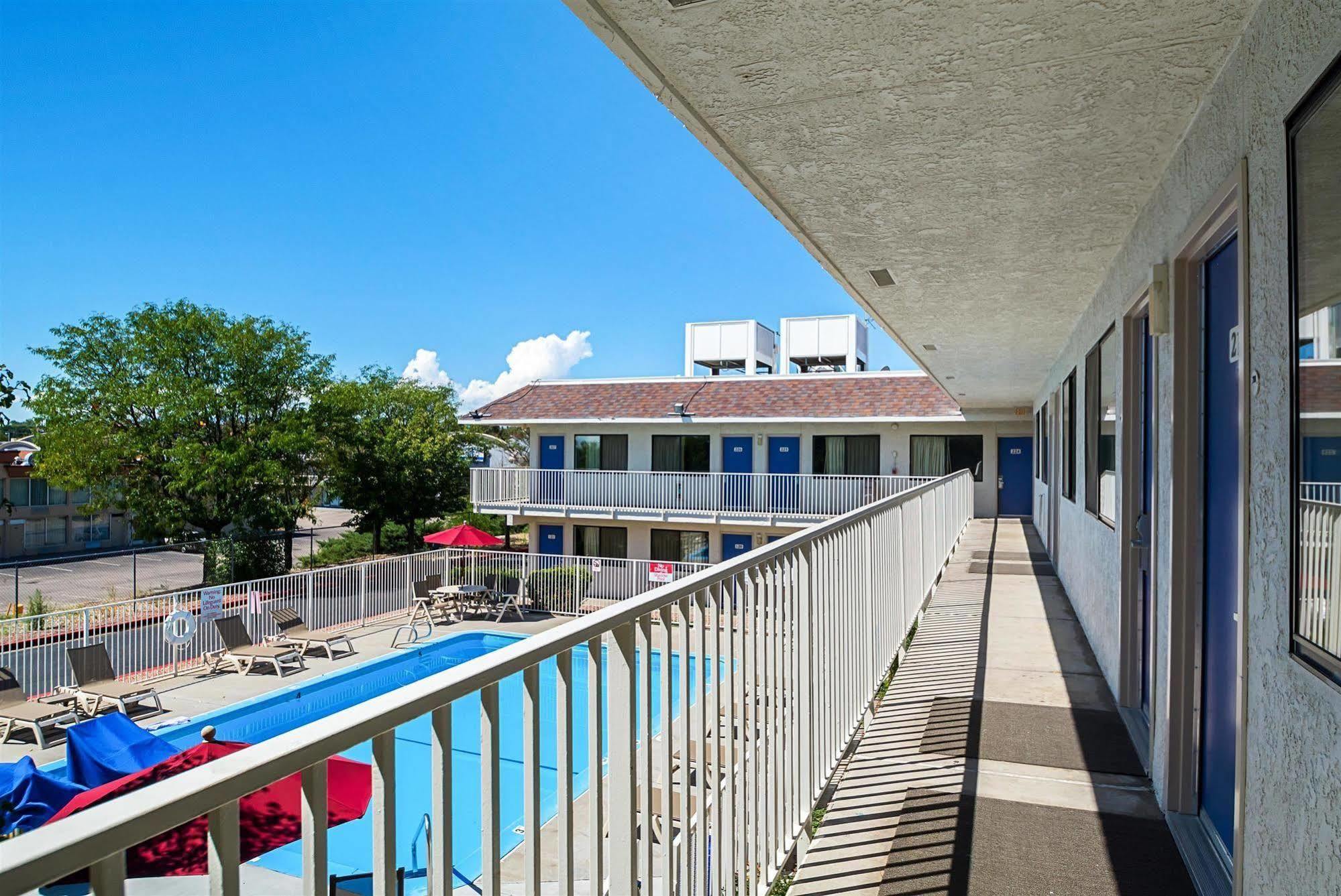 Motel 6-Pueblo, Co - I-25 Exteriör bild