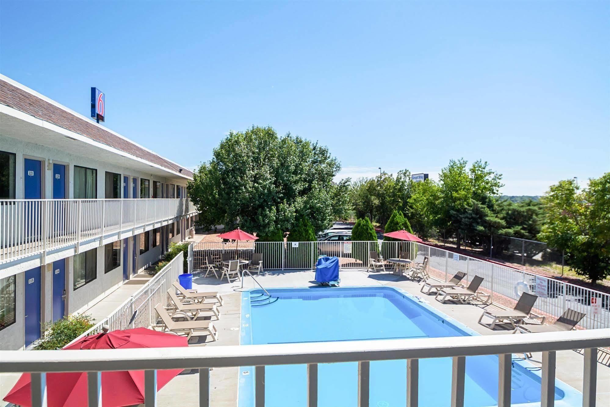 Motel 6-Pueblo, Co - I-25 Exteriör bild